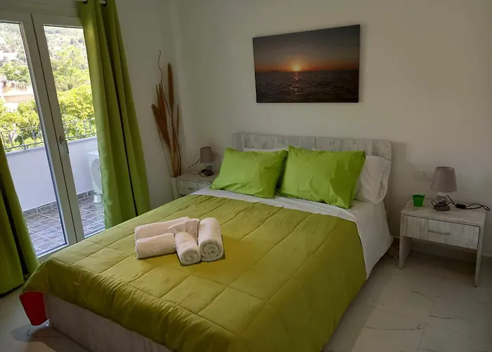 Levante Studios Αndros
